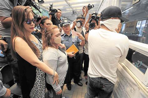 Trece Martires City mayor, 4 others face raps over vice mayor’s slay.
